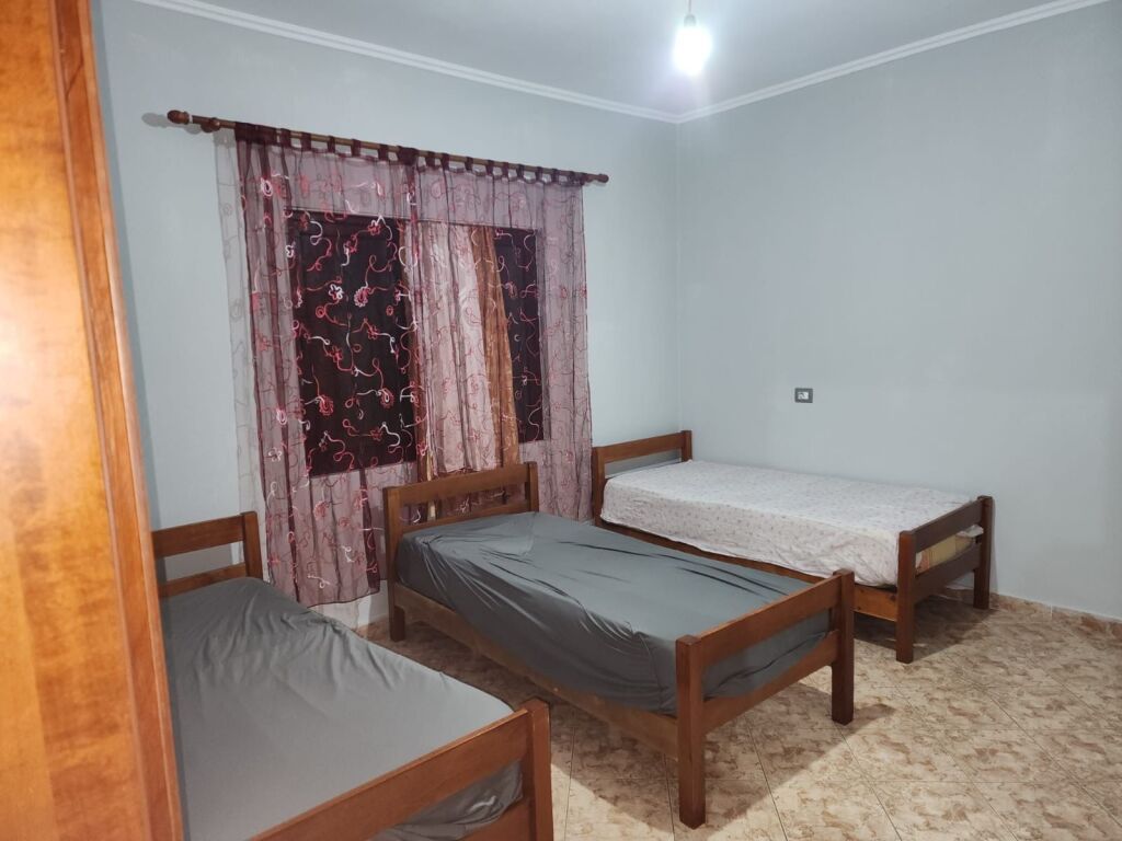 Apartament 1+1 me qera prane konvikteve tek Inxhinieria