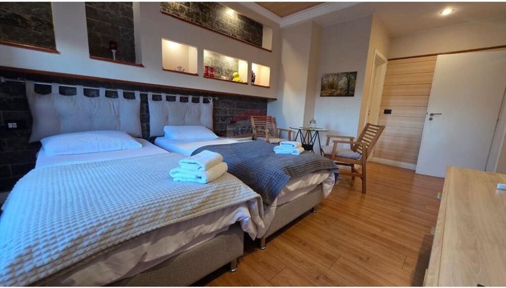 Apartment 2+1+2 in Center