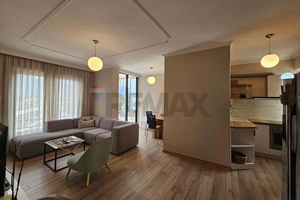 Apartament 2+1 me qera Rruga e Kosovareve