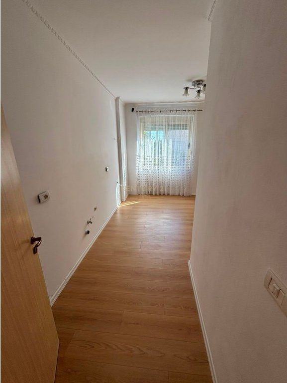 Apartament në Shitje në Zonën e Freskut 135,000 €