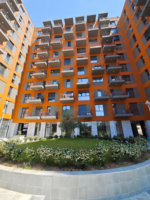 Shitet Apartament prane QSUT, Tirane