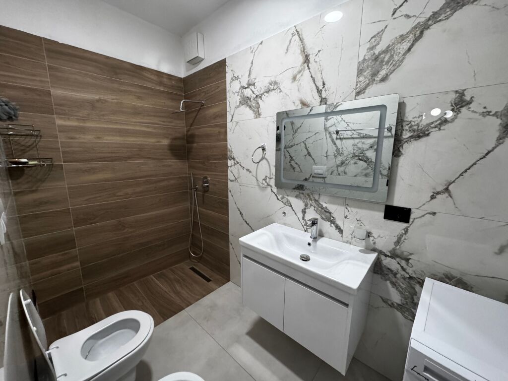 Jepet me qera 1+1 ne teg residenca sofia