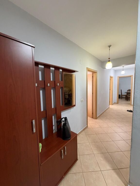 Rent, Apartment 2+1+ Storage, Paris Commune, Tirana. Empire69391