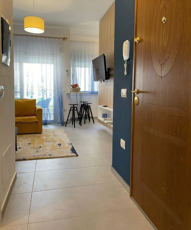 🏡 Shitet Apartament 1+1 📍 Perla Residence – Gjiri i Lalzit