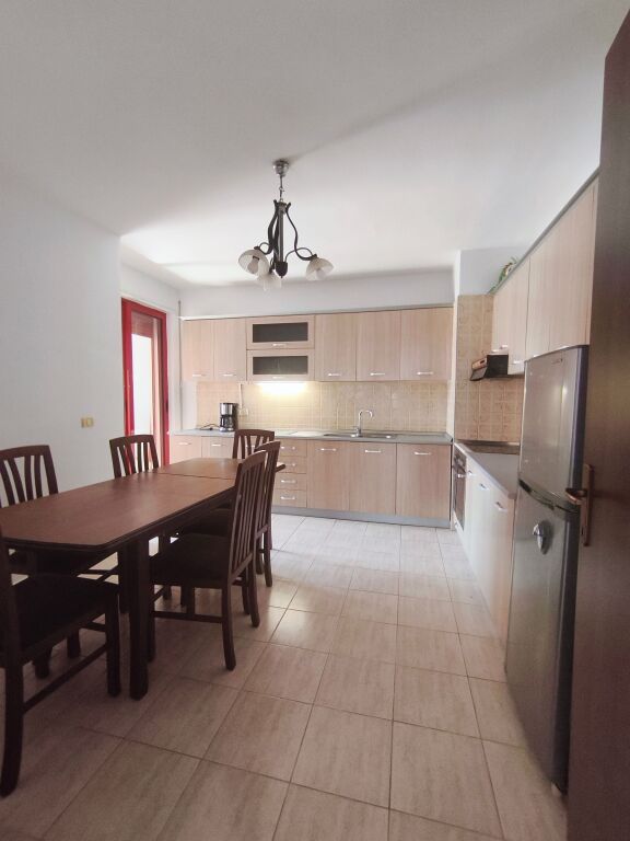Apartament 3+1 me Pamje nga Deti me Qira në Vollga, Durrës – 165 m², i Mobiluar Plotësisht