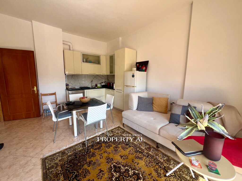 Apartament me Qera në Vlorë – Pamje Fantastike Deti pranë Vlora Marina