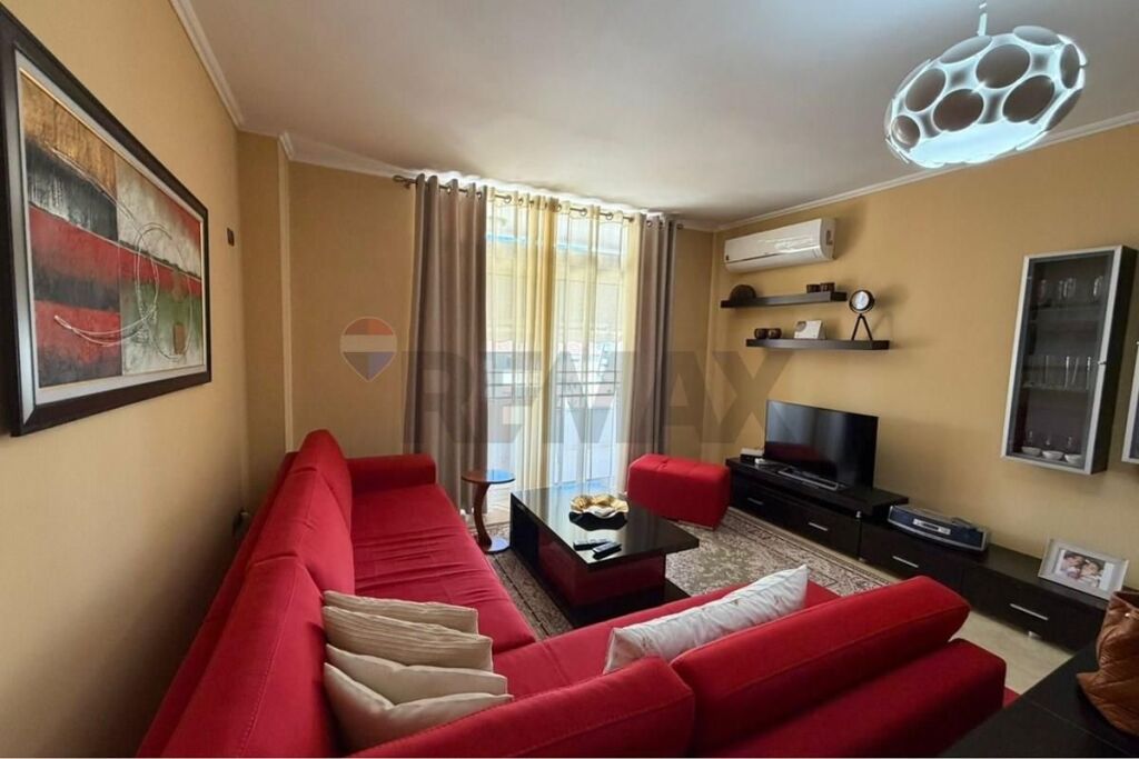 Apartament 2+1 per shitje,Astir