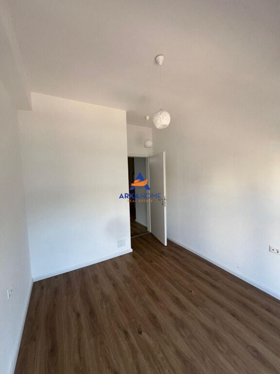SHITET APARTAMENT 1+1+BALLKON "REZIDENCA KADIU,ALI DEMI" 103.500 EURO (I DISKUTUESHEM)
