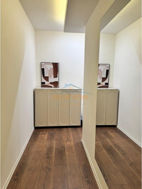 Rent, Apartment 2+1 Xhamllik, Tirana. 850 €
