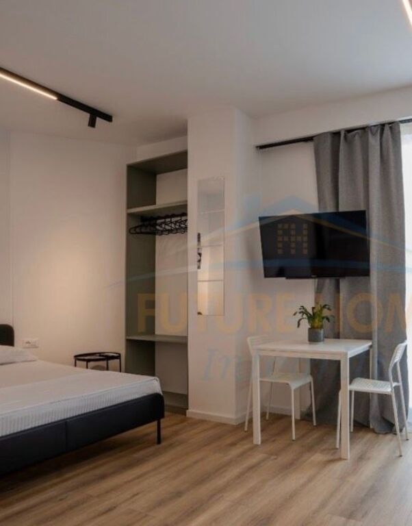 Shitet, Apartament 1+1 (I ndarë në 2 garsoniere), Rruga Siri Kodra, Tiranë.