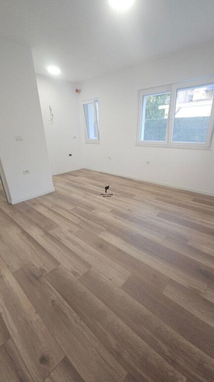 SHITET APARTAMENT 1+1 RRUGA ISUF ELEZI 13.000.000 LEKE FH-74839