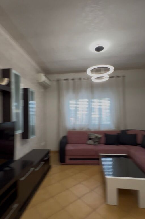 Shitet, Apartament 1+1, Tregu Ri Elektrik, Ali Demi, Tirane