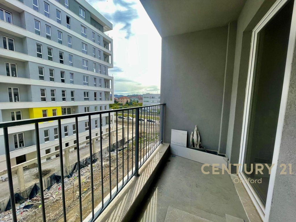 Apartament 2+1+2 + Parkim per shitje tek Univers City! 130,000 €