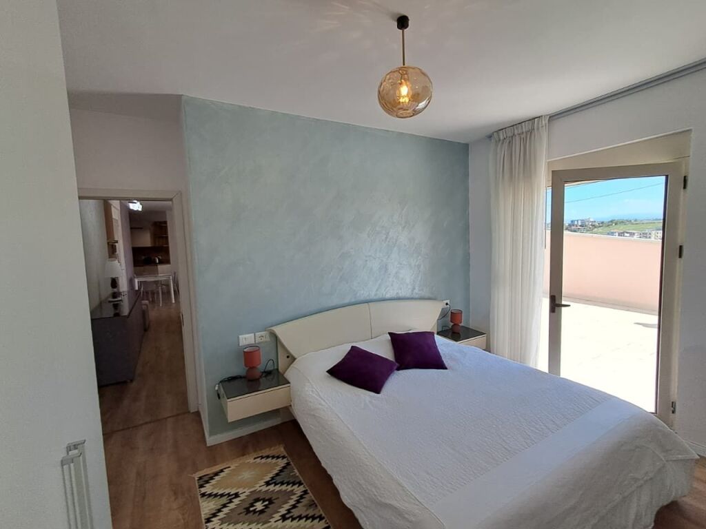SHITET APARTAMENT 2+1 ME VERANDË 97 M² NË PLEPA