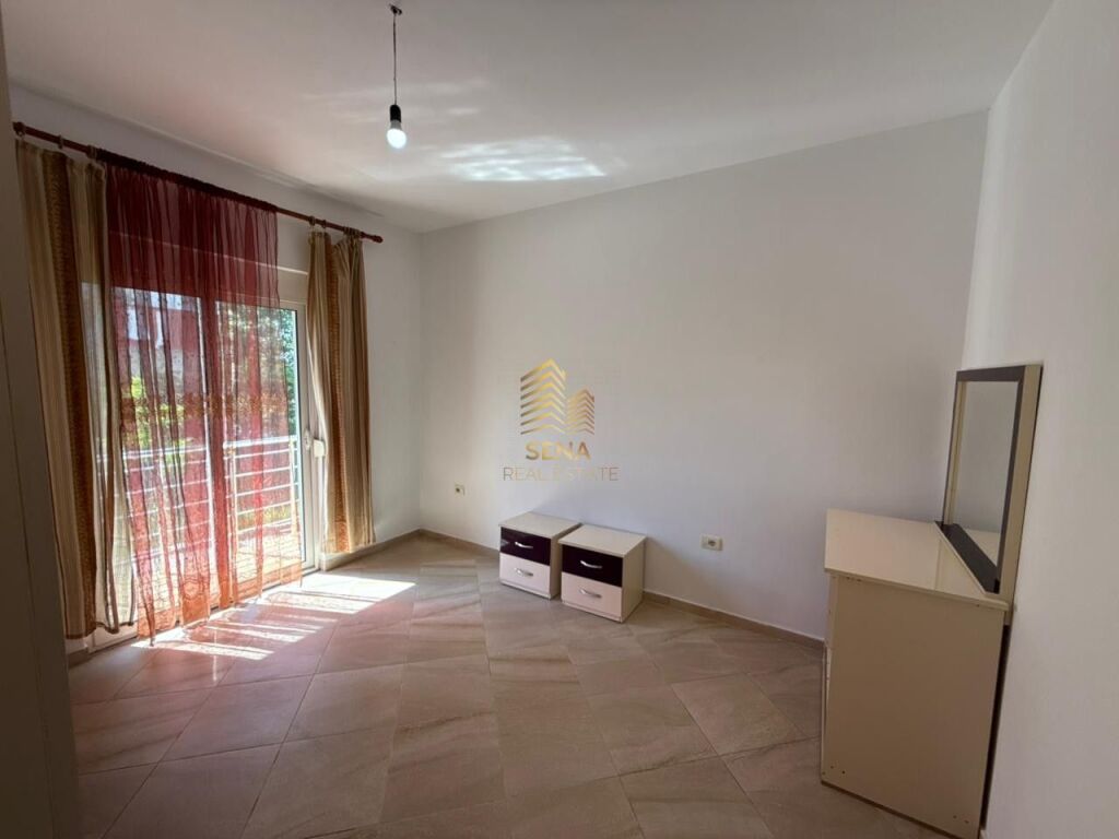 Rent, Apartment 2+1+balcony, Partially Furnished, Fresh, 30,000 Lek/month