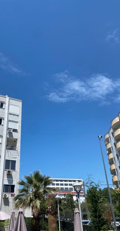 🏡 Shitet Apartament 1+1 Rruga Skënderbeu, Golem
