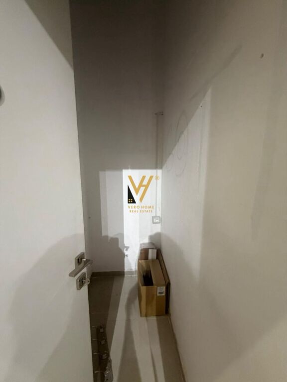 BUSINESS PREMISES 50 M2 FOR RENT AT KIKA 2, PARISIT MUNICIPALITY 50,000 LEKE