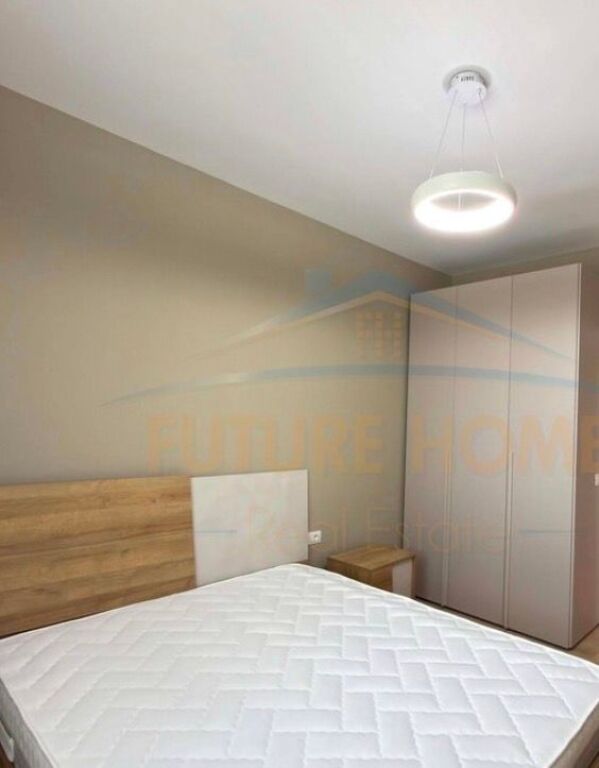 Shitet, Apartament 2+1, Unaza e Re
