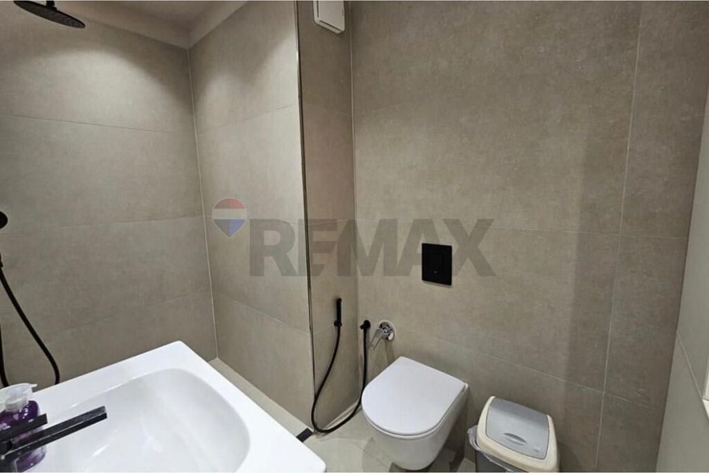 Apartament 2+1 me qera Rruga e Kosovareve