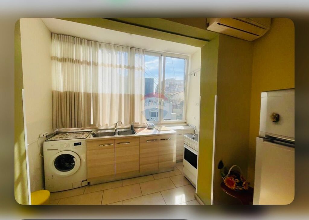 🏡 Apartament 1+1 me Qira në Qendër të Tiranës