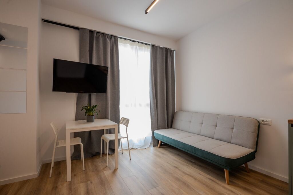 Shitet Apartament 1+1