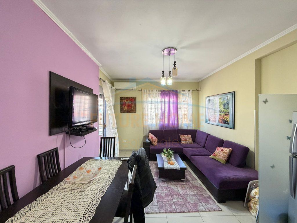 Qera Apartament 2+1+2 Unaza e Re, Astir.