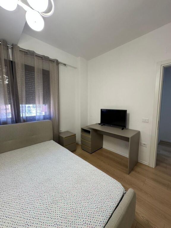 Jepet me qira apartament 1+1