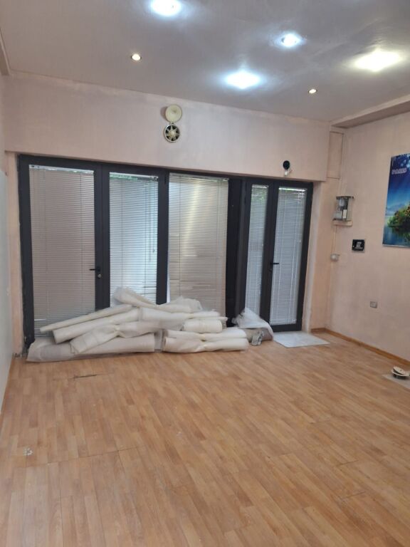 Shop for rent in Myslym Shyr