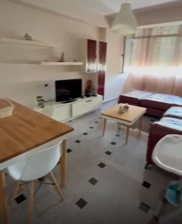 apartament 2+1 me qira tek Tirana e Re