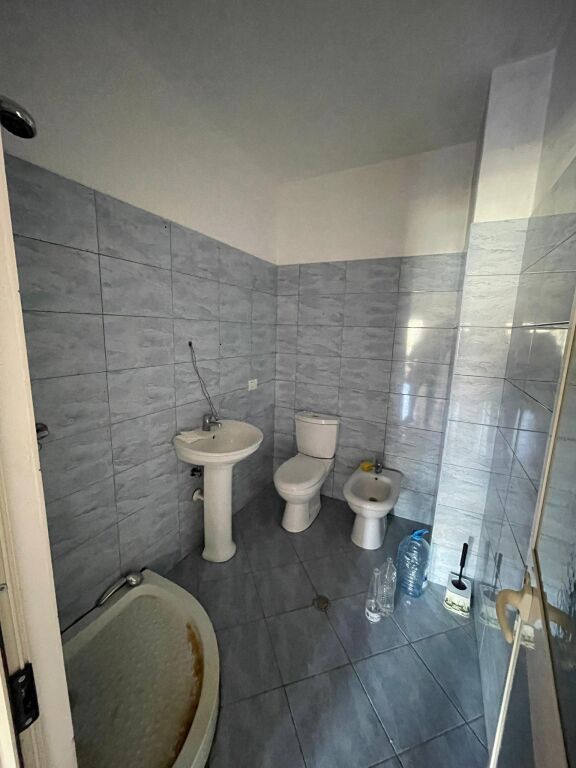 SHITET 2+1 + Verande  📍Vala Park Lagja 18,  • 135.000€✅