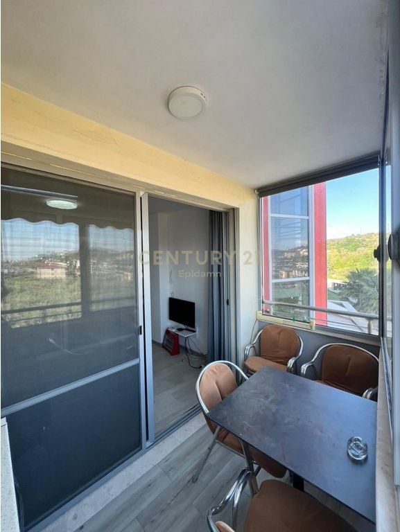 APARTAMENT 1+1 PER SHITJE NE SHKEMBIN E KAVAJES!