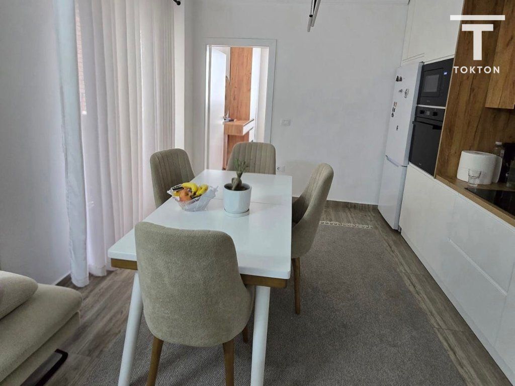 SHITET, APARTAMENT 1+1, KOMPLEKSI GOLDEN PARK 3, TIRANË