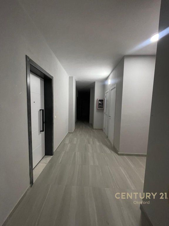Apartament 2+1+2 + Parkim per shitje tek Univers City! 130,000 €