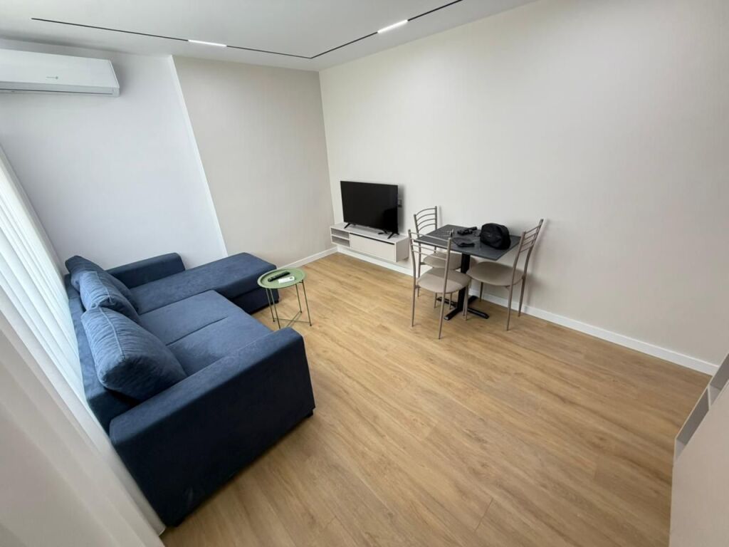 🏡 Shitet Super Apartament 1+1  📍 Tek Shkolla e Baletit, përballë Urës së Tabakëve💶 Çmimi: 133,000 €