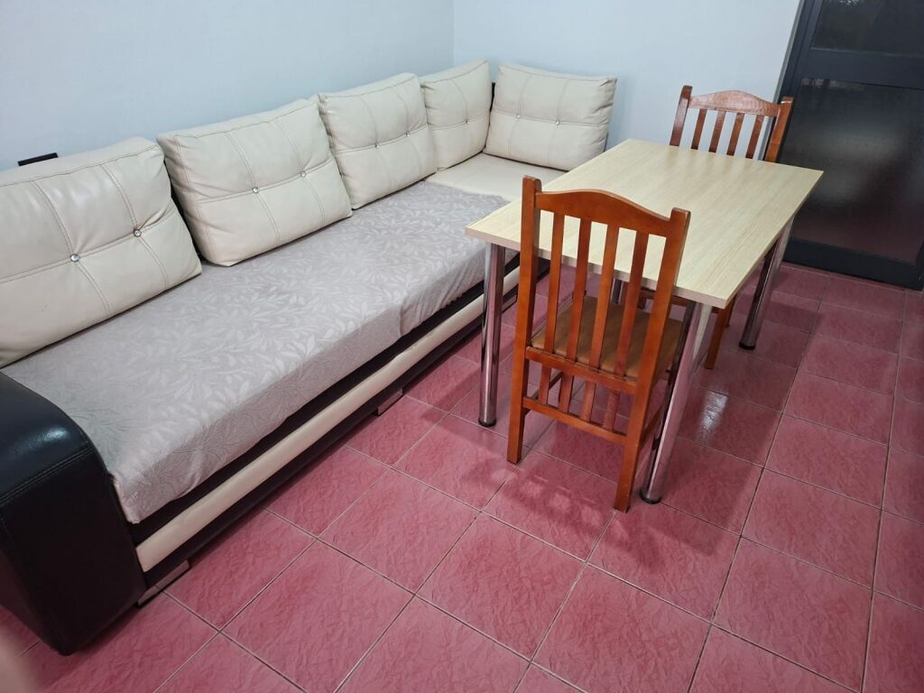 APPARTAMENTO 1+1. 30000 LEKE. YZBERISHT