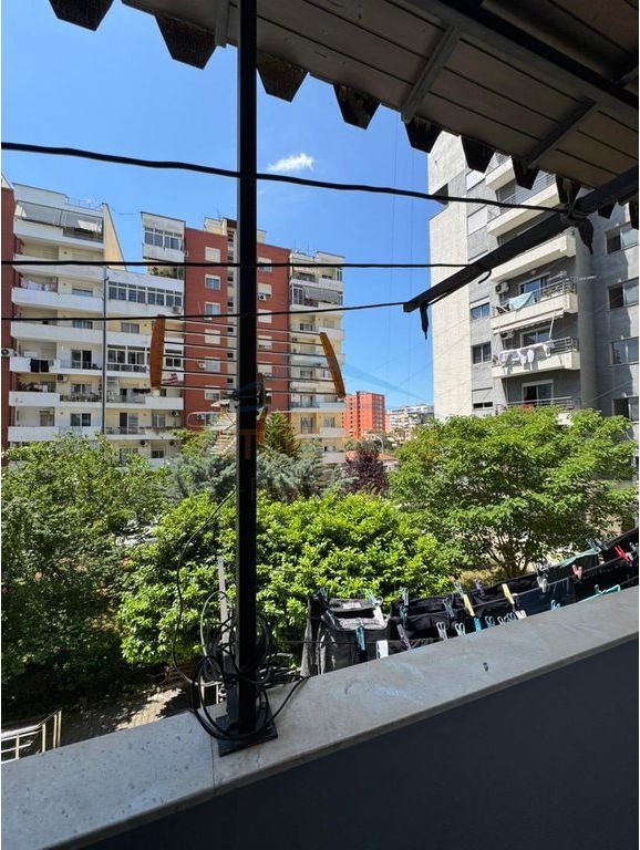 For sale, Apartment 2+1, Unaza e Re