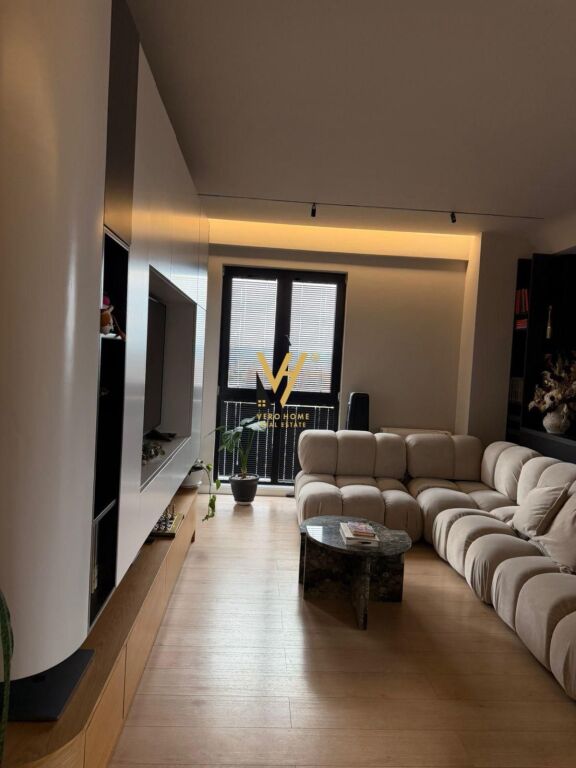 SHITET APARTAMENT 2+1+2+BLK TEK ARLIS, FARMACIA 10-325.000 EURO
