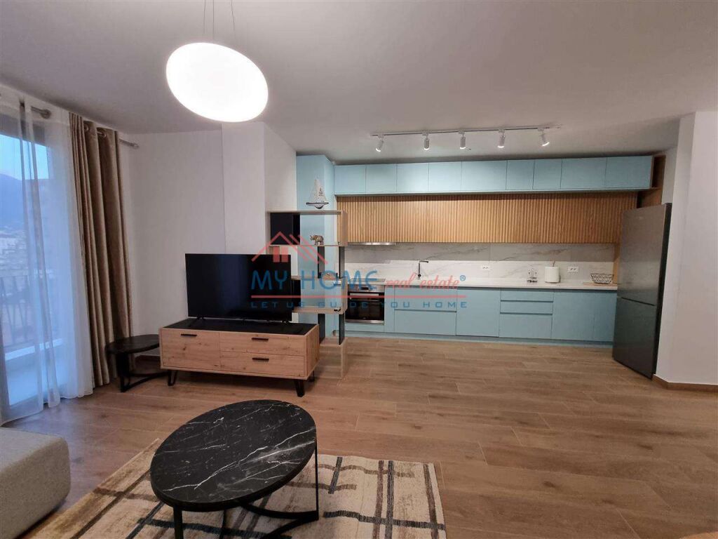 Appartamento 2+1 in Affitto Complesso Zircon Tirana