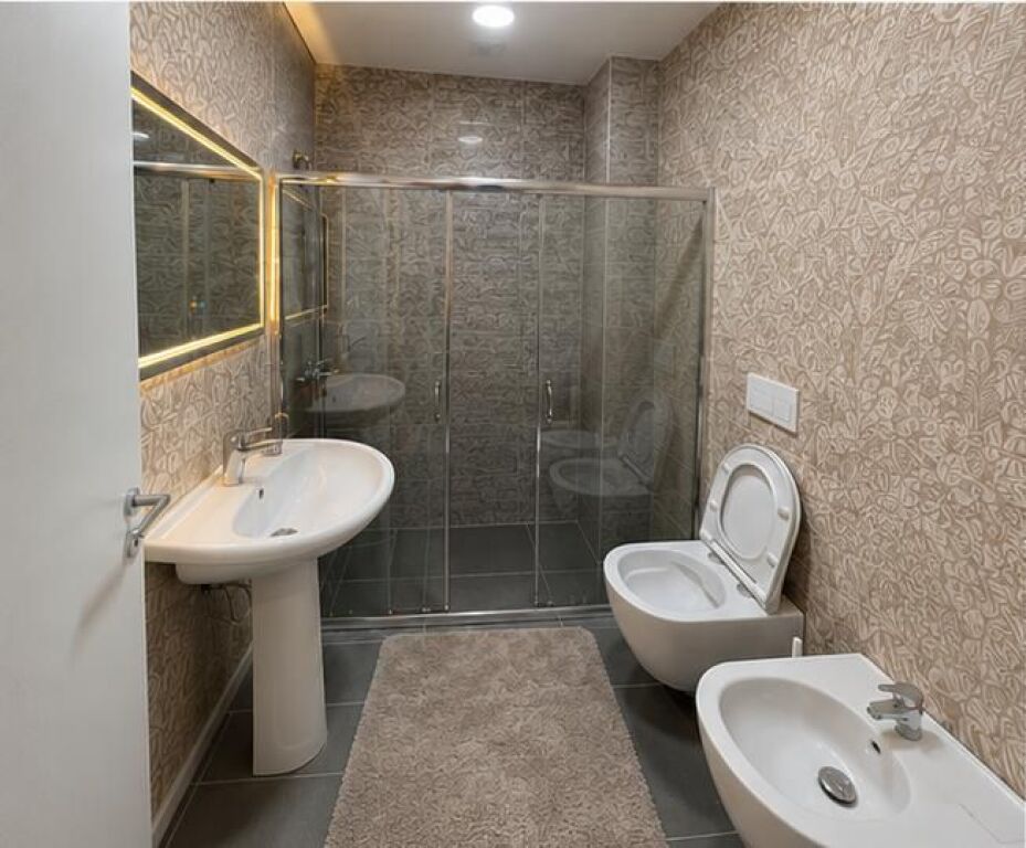 Kodra e diellit near Eleonora, apartment 1+1 for rent.