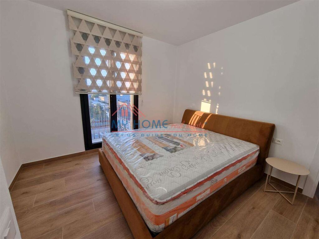Appartamento 2+1 in Affitto Complesso Zircon Tirana