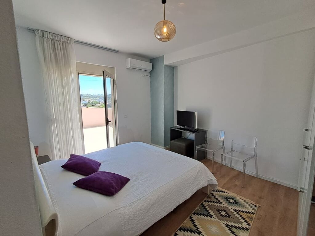 SHITET APARTAMENT 2+1 ME VERANDË 97 M² NË PLEPA