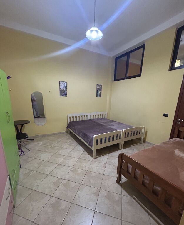 Qera | Shtëpi private 1 + 1 | Siri Kodra | 350 €/muaj