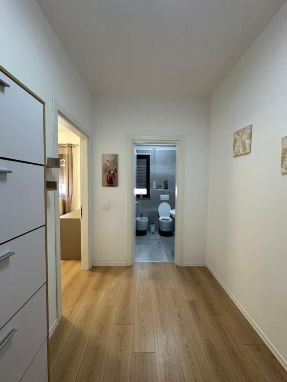 Jepet me qira apartament 1+1