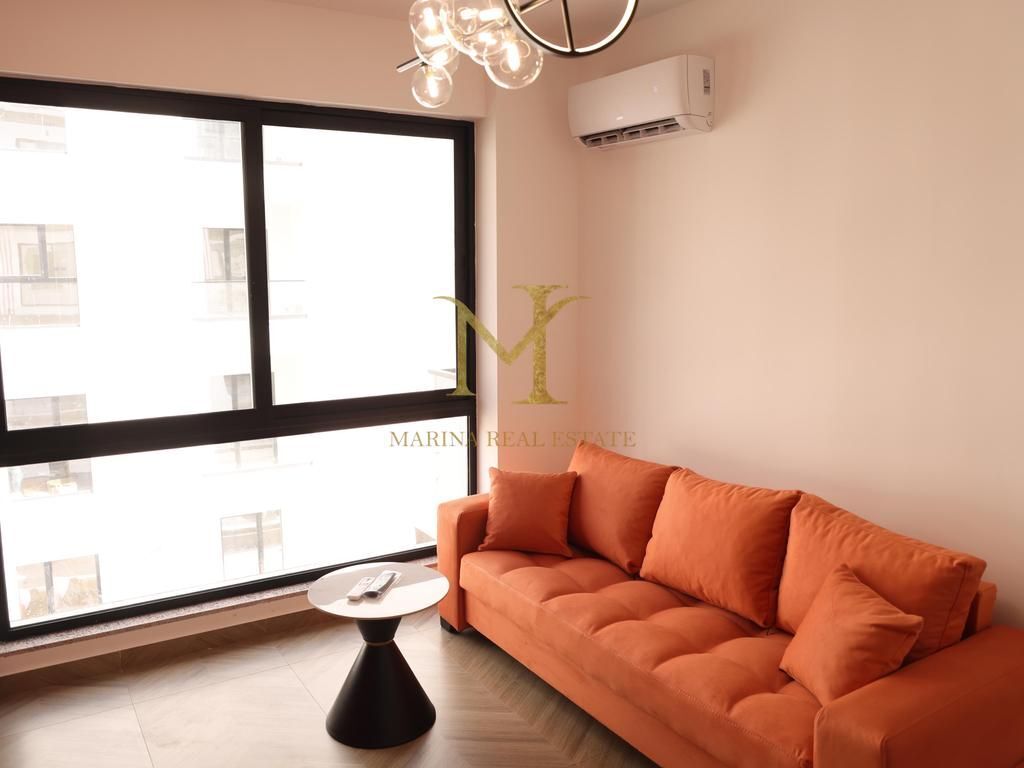 Apartament 1+1 për shitje në zonën prestigjioze të Malit të Robit — vetëm 250 metra nga deti.