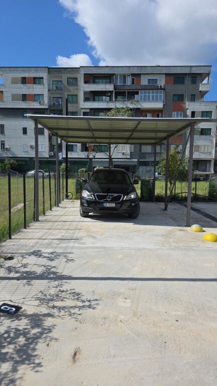 CAR WASH FOR RENT HERE 40,000 LEKE FH-74903