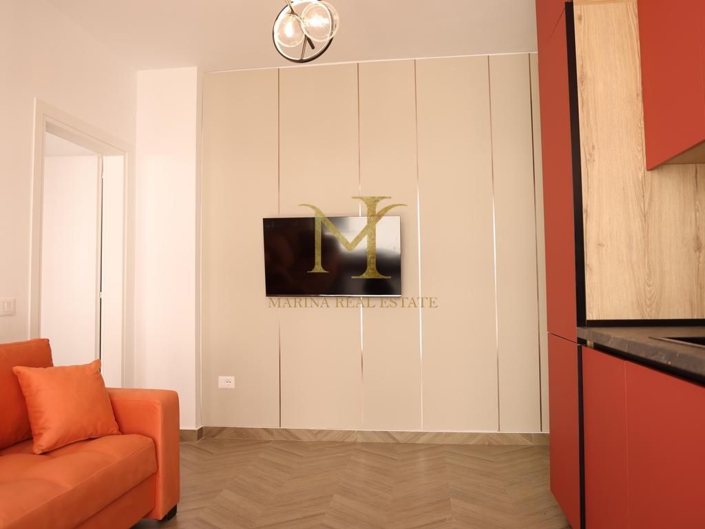 Apartament 1+1 për shitje në zonën prestigjioze të Malit të Robit — vetëm 250 metra nga deti.