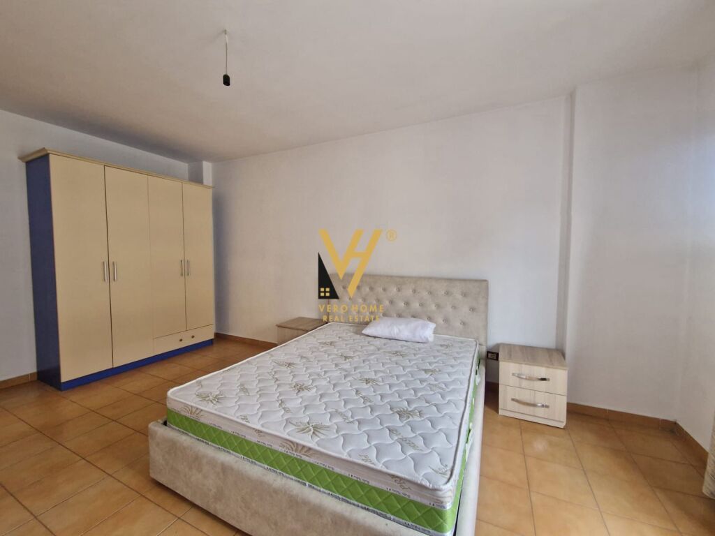 JEPET APARTAMENT 2+1+BLK ME QIRA TE 21 DHJETORI 55.000 LEKE