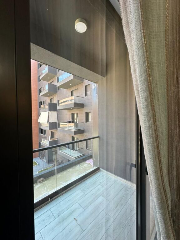 Jepet me qira apartament 1+1