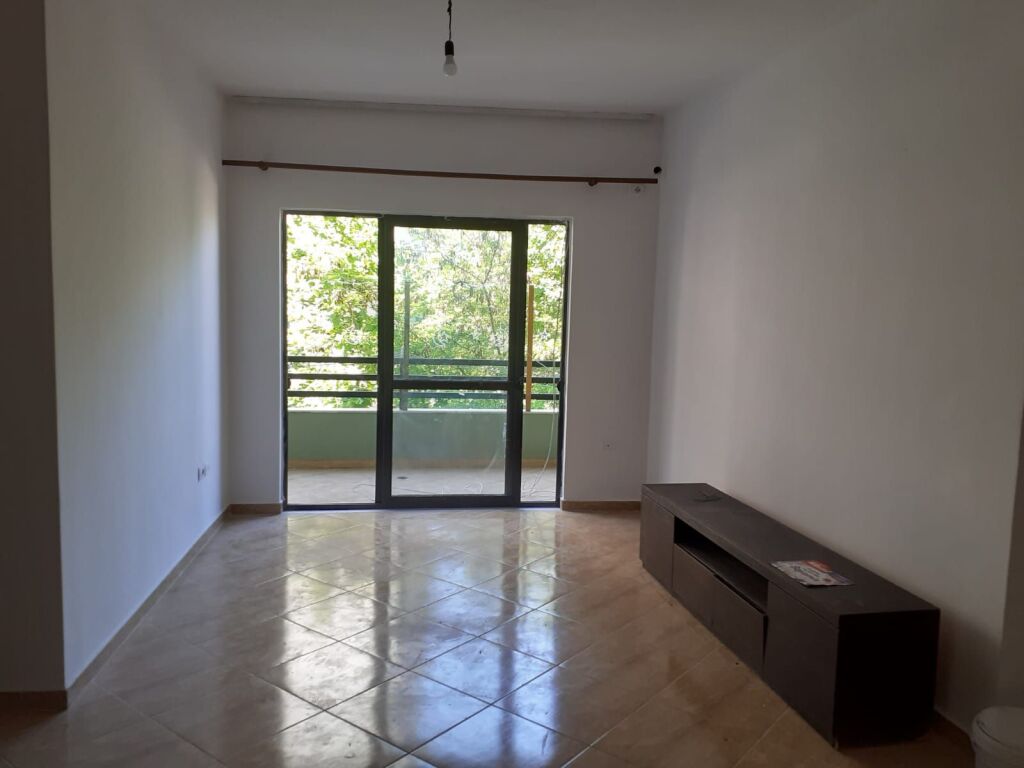 Apartment 2+1 for rent in Astir Empty !
