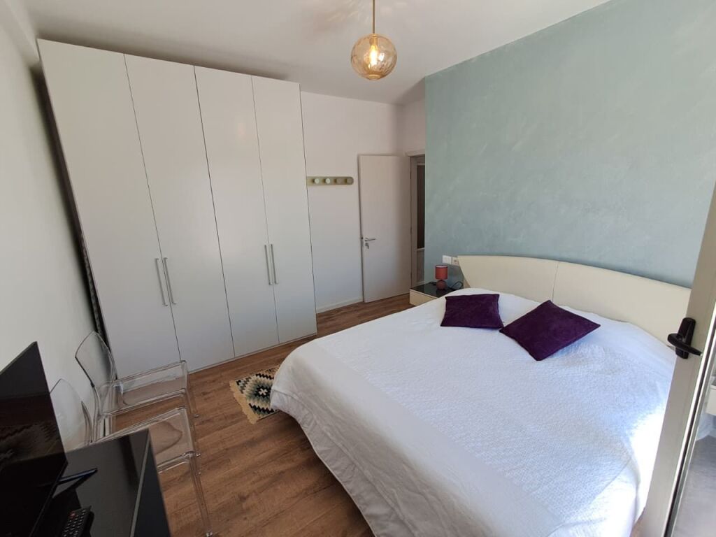 SHITET APARTAMENT 2+1 ME VERANDË 97 M² NË PLEPA